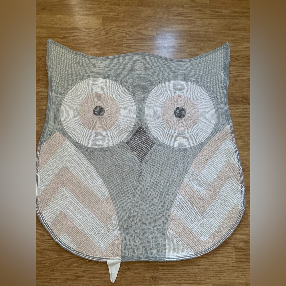 Owl Shaped Bath Rug - Gray and Pink - Picture 6 of 6